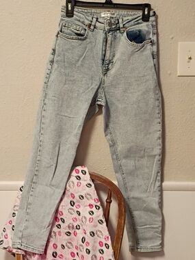High-Rise Light Blue Women's Jeans